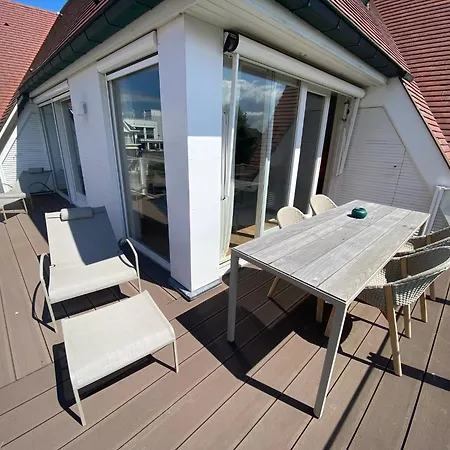 Duplex In Near & Casino Knokke-Heist